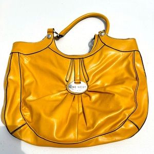 Nine West Shoulder Bag 👜